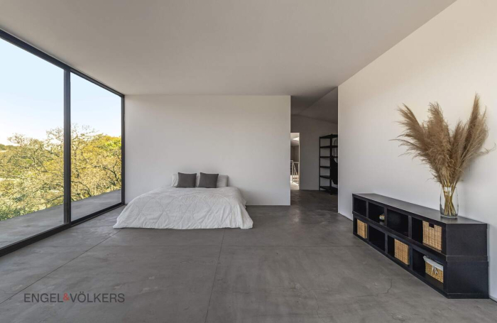 Casa En Venta En Condado De Sayavedra. Residencia Industrial . Termínala A Tu Gusto