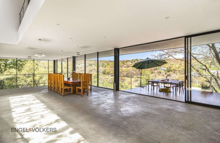 Casa En Venta En Condado De Sayavedra. Residencia Industrial . Termínala A Tu Gusto