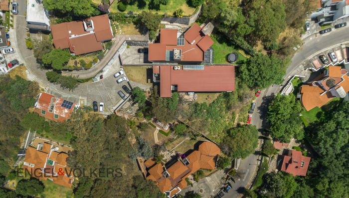 Casa En Venta En Condado De Sayavedra. Residencia Industrial . Termínala A Tu Gusto