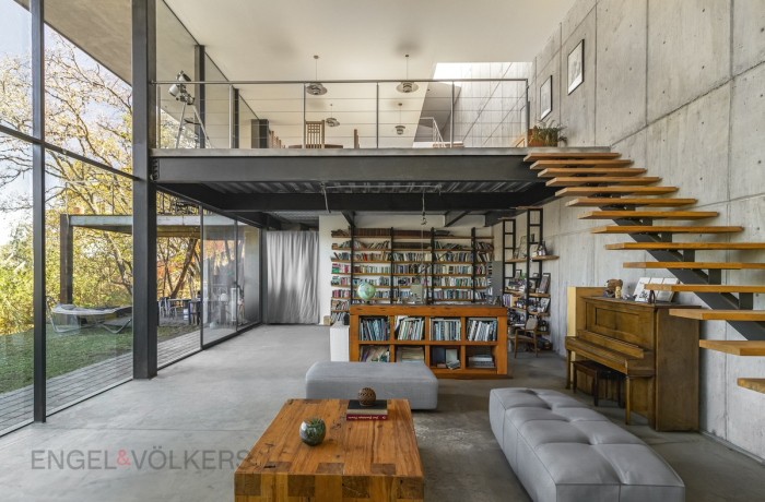 Casa En Venta En Condado De Sayavedra. Residencia Industrial . Termínala A Tu Gusto