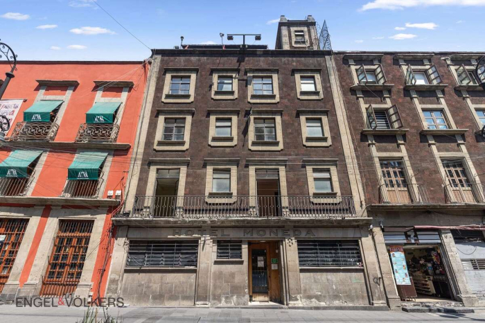 Edificio en Venta en Centro Histórico de la CDMX. Hotel Moneda