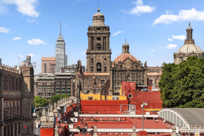 Edificio En Venta En Centro Histórico De La CDMX. Hotel Moneda