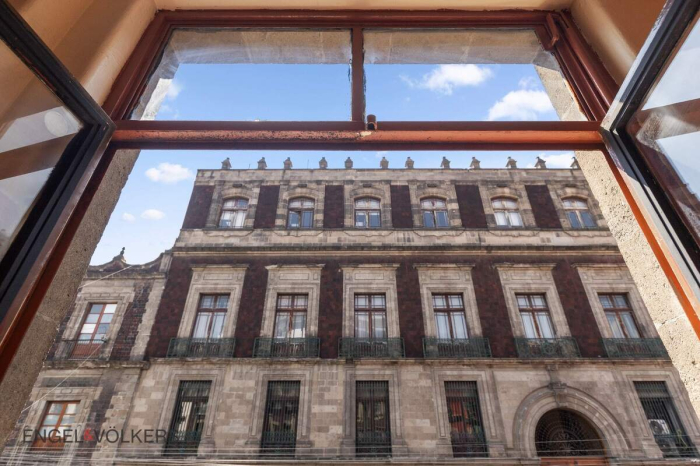 Edificio En Venta En Centro Histórico De La CDMX. Hotel Moneda