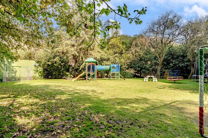 VENTA DEPARTAMENTO DE LUJO EN LA PUNTA