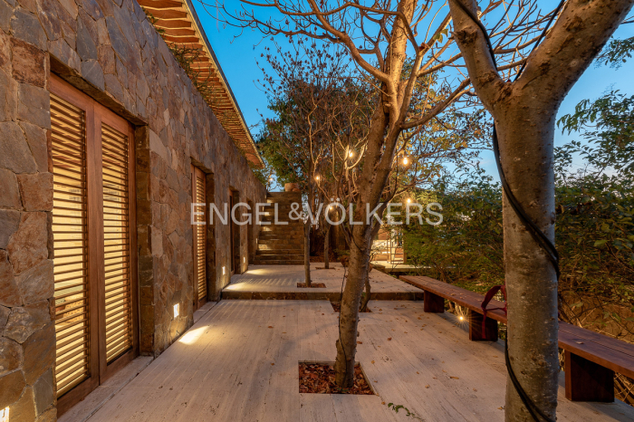 VENTA CASA CUACHALALA, MAZUNTE, OAXACA.