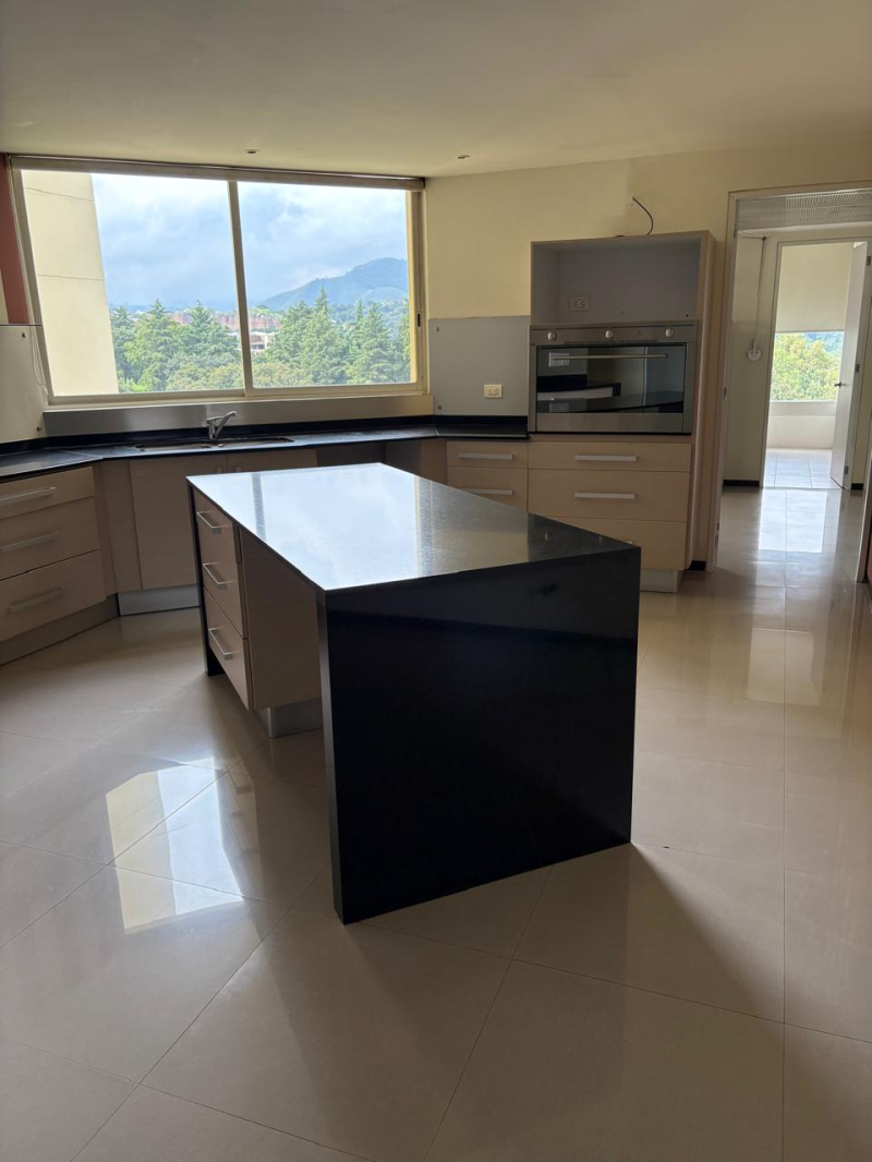 Departamento  En  Venta  Lomas Country