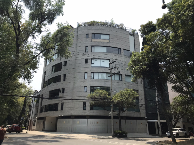 Venta condominio Amsterdam 250 m2 2 niveles