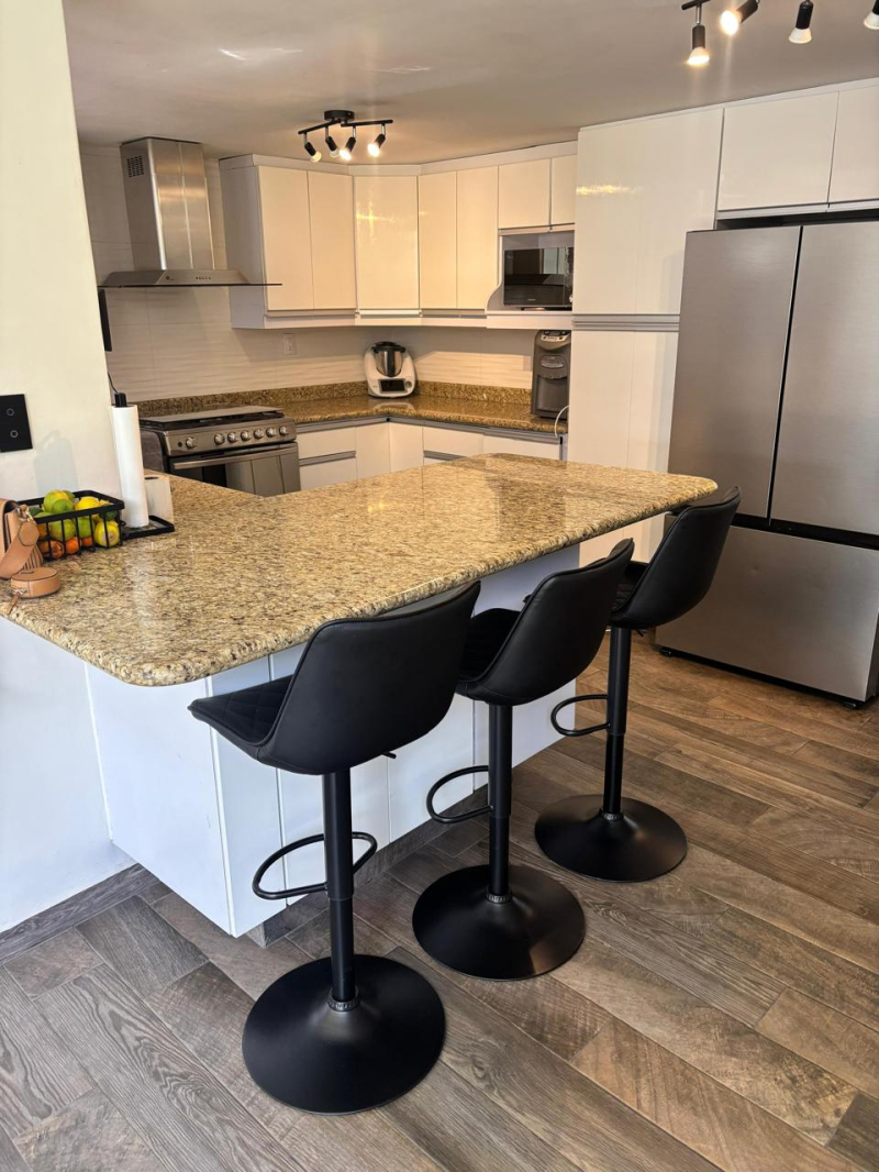 Casa En Renta Lomas De Tecamachalco En Calle Cerrada.