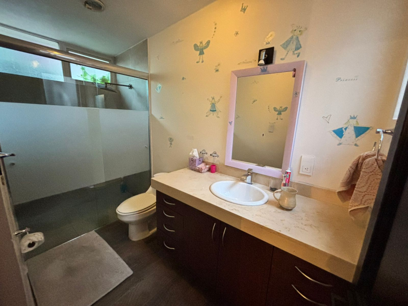 Casa En Renta Lomas De Tecamachalco En Calle Cerrada.