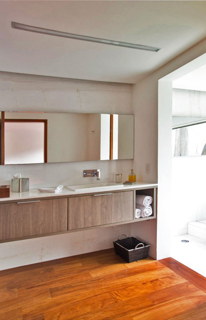 CASA EN VENTA EN LOMAS DE BEZARES