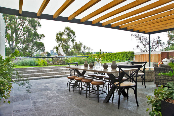 CASA EN VENTA EN LOMAS DE BEZARES