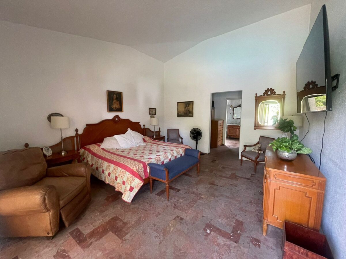 CASA EN FRACCIONAMIENTO, En VENTA, Club De Golf Los Tabachines, Cuernavaca, Morelos