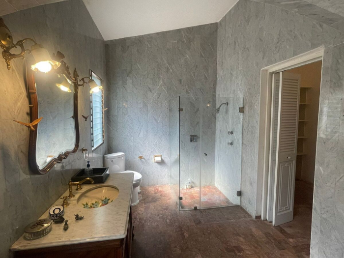 CASA EN FRACCIONAMIENTO, En VENTA, Club De Golf Los Tabachines, Cuernavaca, Morelos