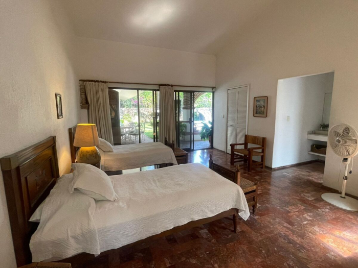 CASA EN FRACCIONAMIENTO, En VENTA, Club De Golf Los Tabachines, Cuernavaca, Morelos