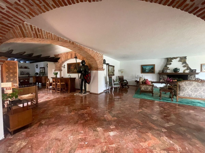 CASA EN FRACCIONAMIENTO, En VENTA, Club De Golf Los Tabachines, Cuernavaca, Morelos