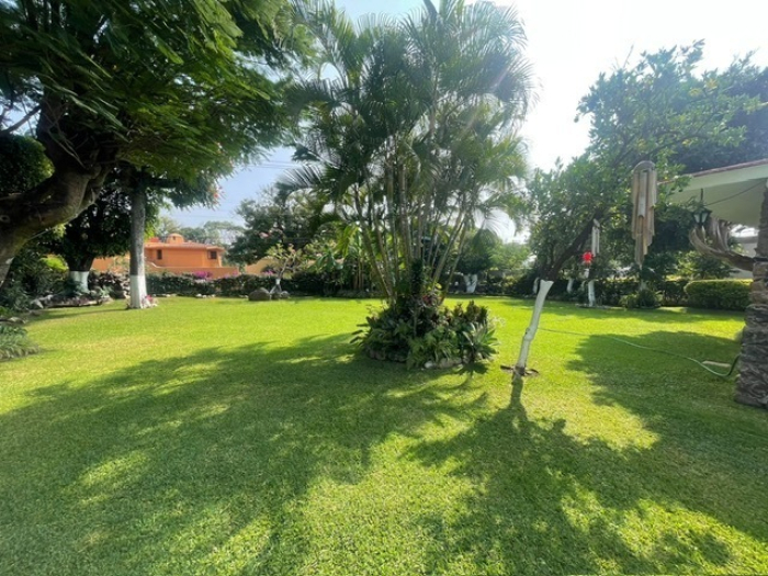 CASA EN FRACCIONAMIENTO, En VENTA, Club De Golf Los Tabachines, Cuernavaca, Morelos
