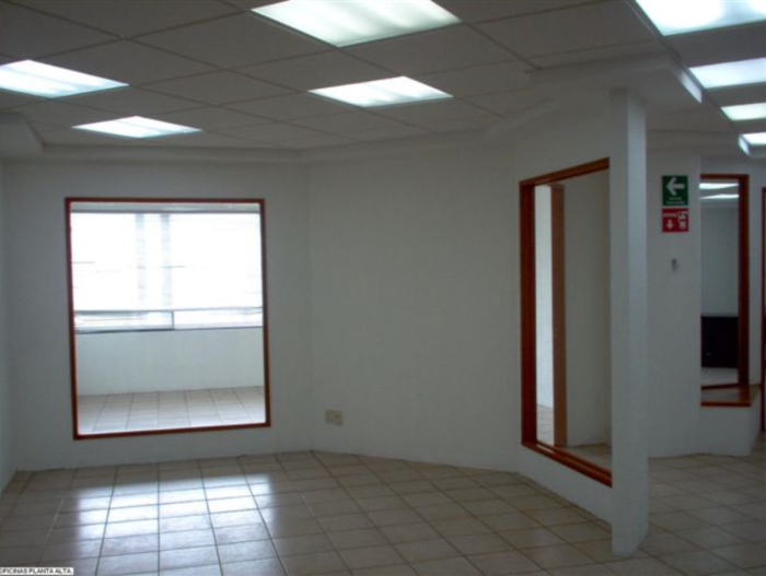 OFICINA, En RENTA, Esquina San Luis Tlatilco Y Urbina, Parque Industrial Naucalpan, Edo. De México