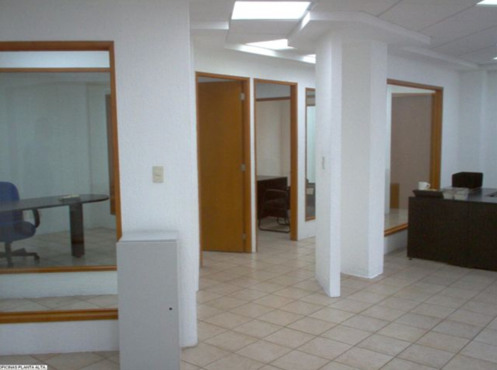 OFICINA, En RENTA, Esquina San Luis Tlatilco Y Urbina, Parque Industrial Naucalpan, Edo. De México