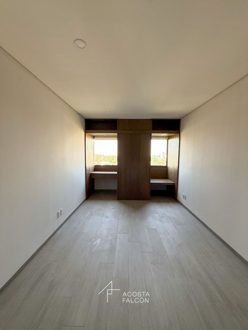 Departamento En Venta En Lomas De Vista Hermosa