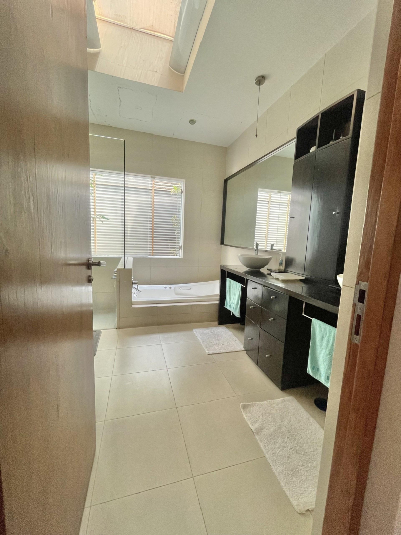 Preciosa Y Moderna Casa En Tecamachalco �?? Renta $135,000 MXN (amueblada)