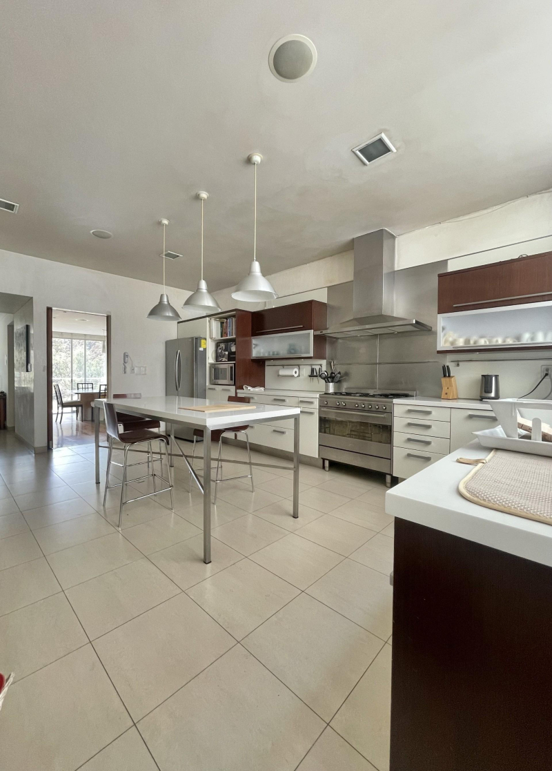 Preciosa Y Moderna Casa En Tecamachalco �?? Renta $135,000 MXN (amueblada)