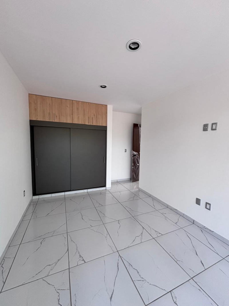 CASA EN VENTA RESIDENCIAL BUGAMBILIAS