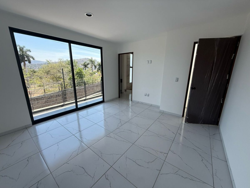 CASA EN VENTA RESIDENCIAL BUGAMBILIAS