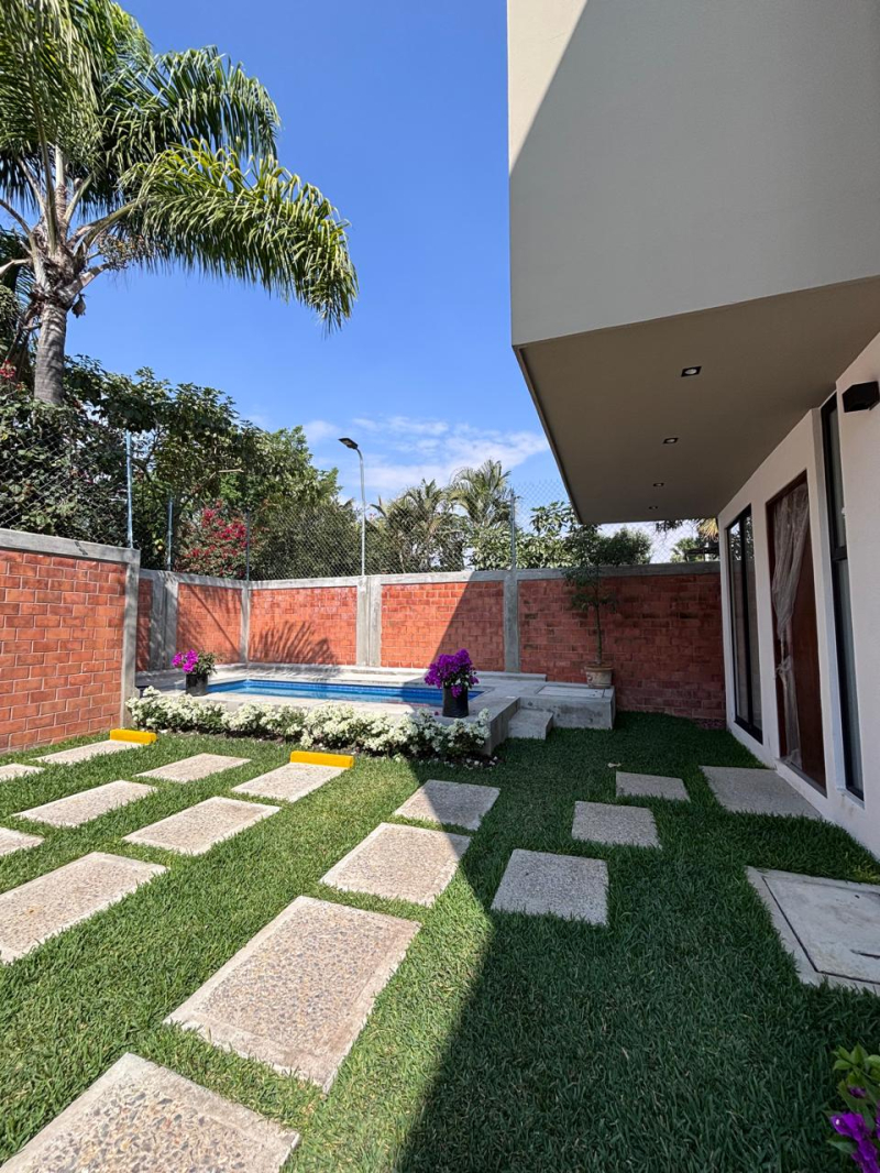 CASA EN VENTA RESIDENCIAL BUGAMBILIAS