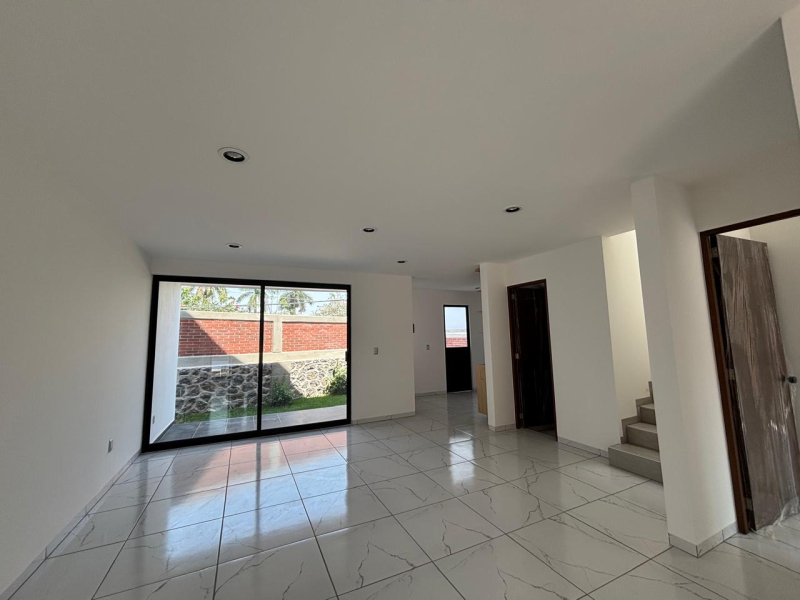 CASA EN VENTA RESIDENCIAL BUGAMBILIAS