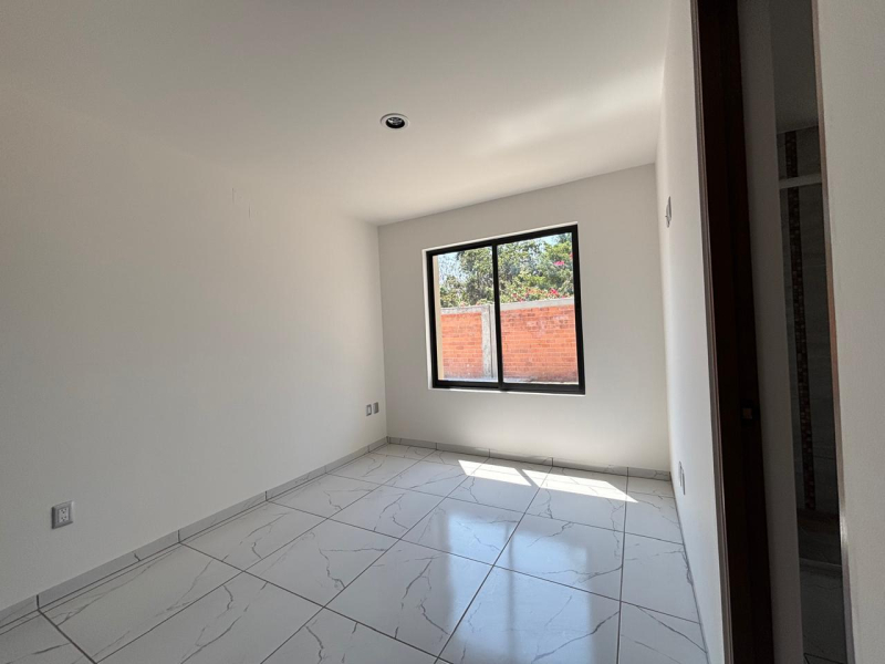 CASA EN VENTA RESIDENCIAL BUGAMBILIAS