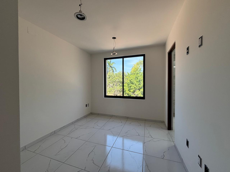 CASA EN VENTA RESIDENCIAL BUGAMBILIAS