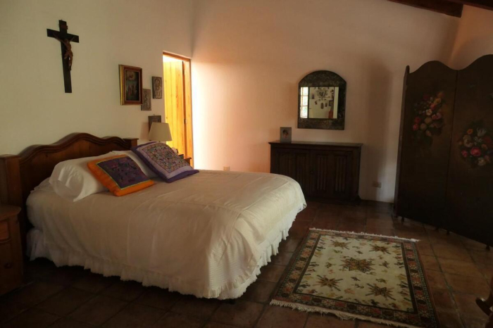 CASA EN CONDOMINIO, En RENTA, Santa María Ahuacatlán, Valle De Bravo, Edo. De México.