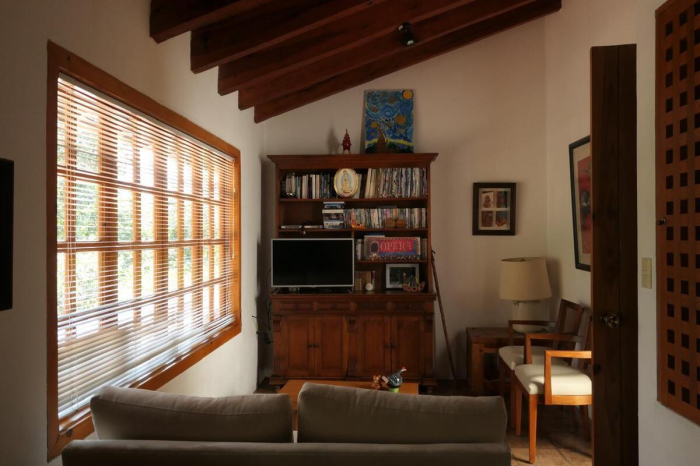 CASA EN CONDOMINIO, En RENTA, Santa María Ahuacatlán, Valle De Bravo, Edo. De México.