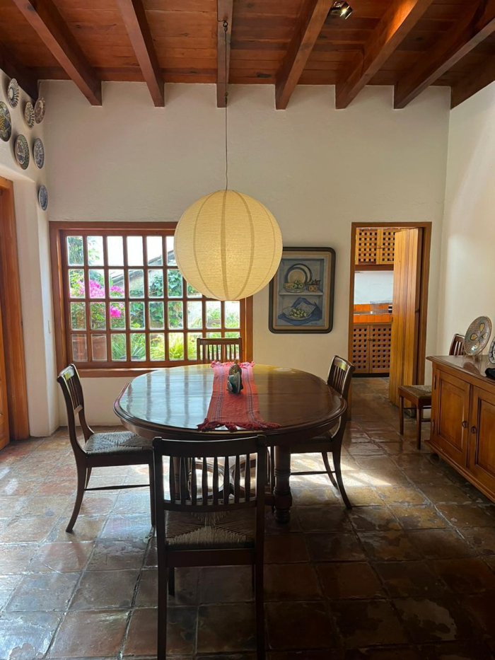 CASA EN CONDOMINIO, En RENTA, Santa María Ahuacatlán, Valle De Bravo, Edo. De México.