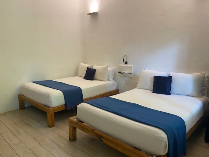 HOTEL, En VENTA, Calle 10 Norte, Entre 1ra. Y 5ta. Avenida, Playa Del Carmen, Quintana Roo