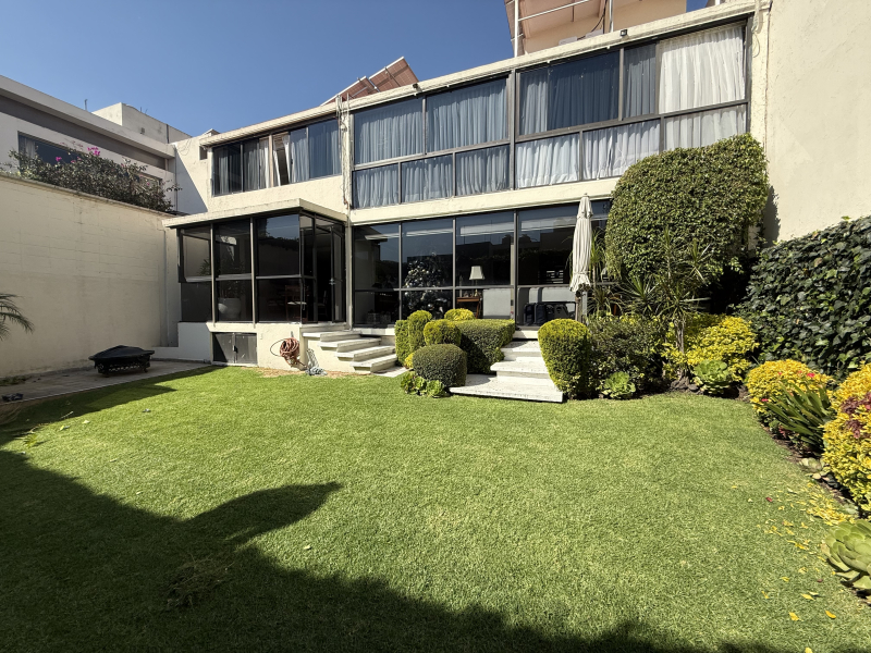 Casa En Venta En Lomas De Tecamachalco Bosques I Y II