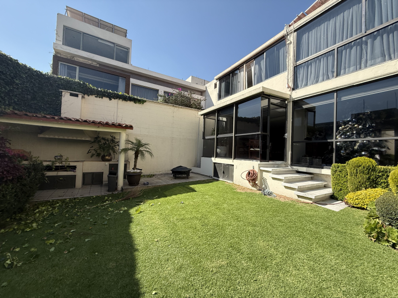 Casa En Venta En Lomas De Tecamachalco Bosques I Y II