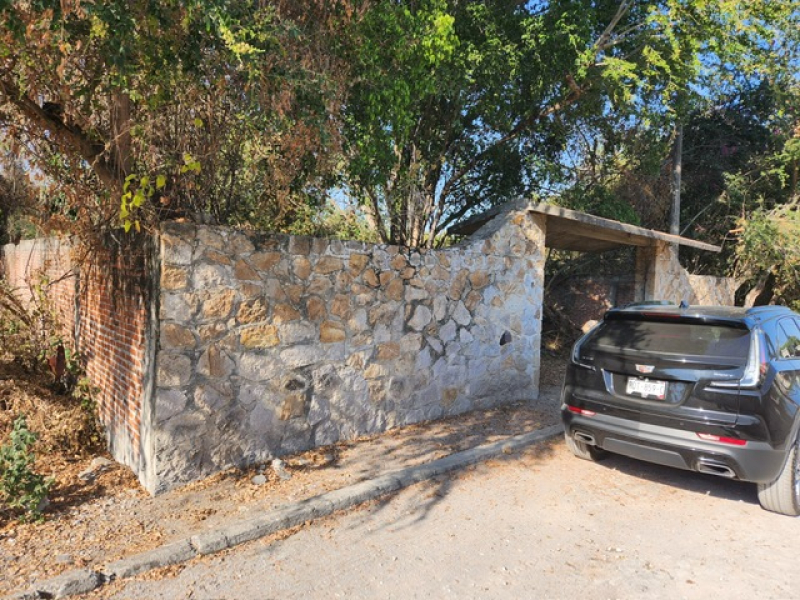 Terreno En Venta En Las Fincas De Tequesquitengo 