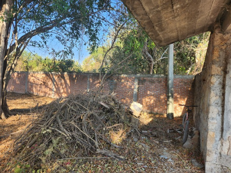 Terreno En Venta En Las Fincas De Tequesquitengo 