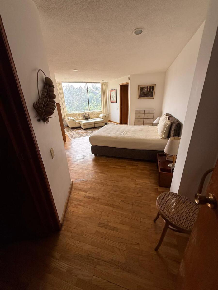 residencia en lomas anáhuac, gran espacio, ideal para familias grandes