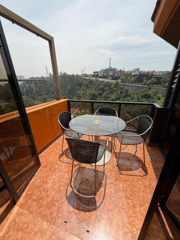 residencia en lomas anáhuac, gran espacio, ideal para familias grandes