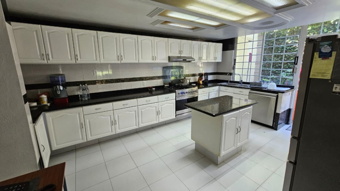 CASA VENTA CONDOMINIO HORIZONTAL BOSQUES DE LAS LOMAS