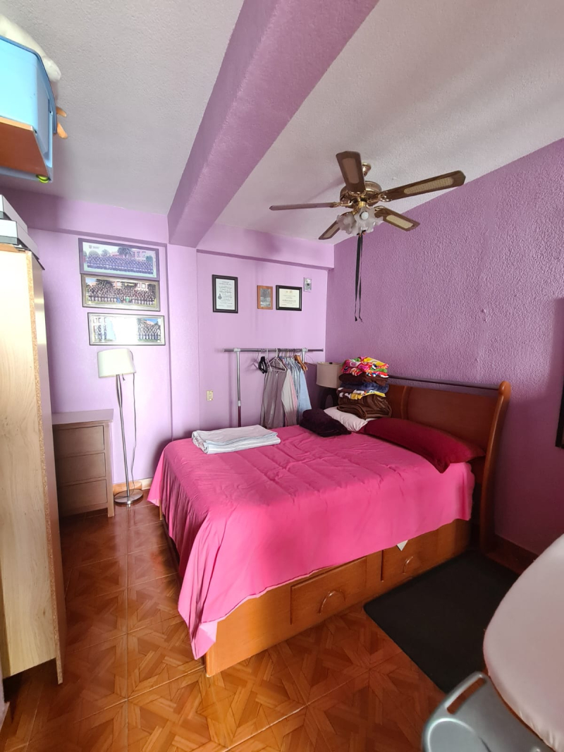 SE VENDE CASA CON LOCALES COMERCIALES EN GUSTAVO A. MADERO CDMX