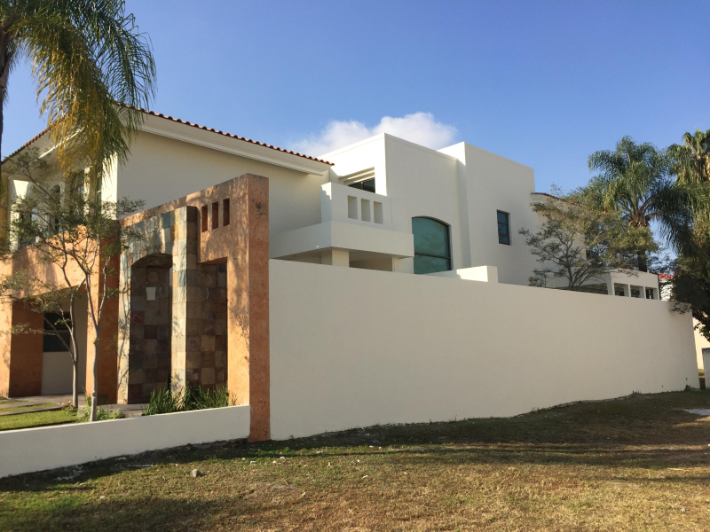 Casa En Renta �?? Coto Valencia, Puerta De Hierro, Zapopan