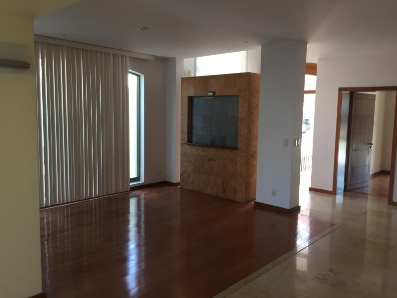 Casa En Renta �?? Coto Valencia, Puerta De Hierro, Zapopan