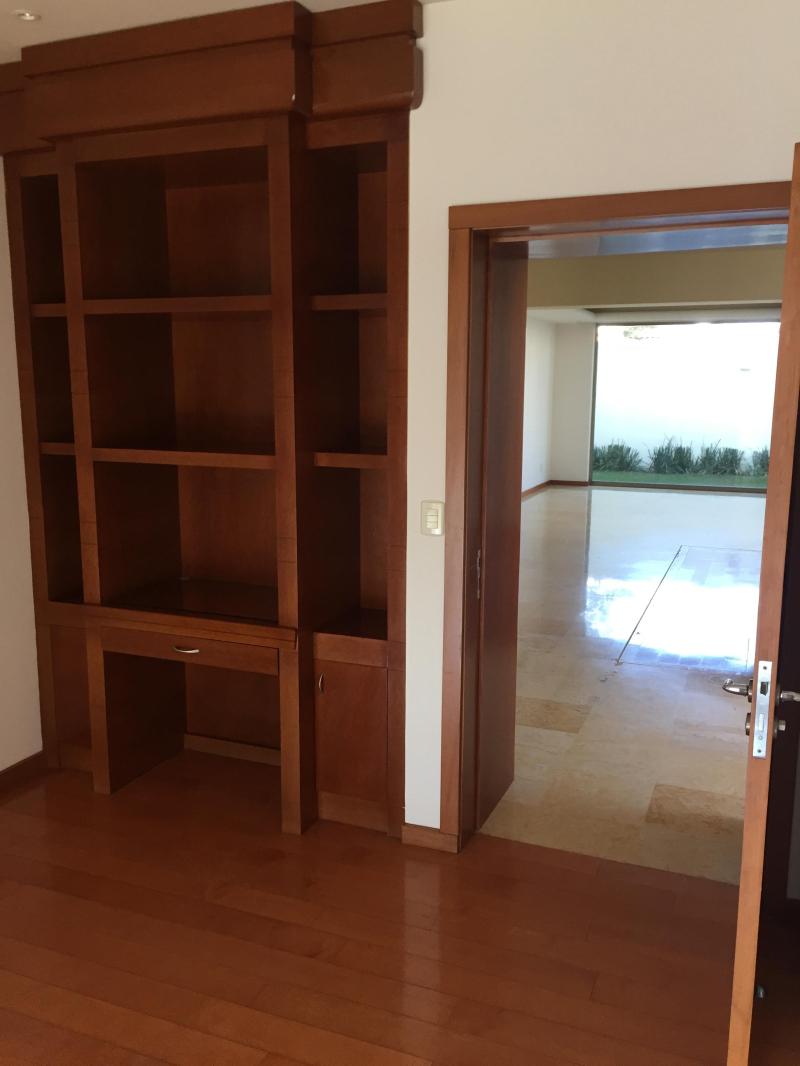 Casa En Renta �?? Coto Valencia, Puerta De Hierro, Zapopan