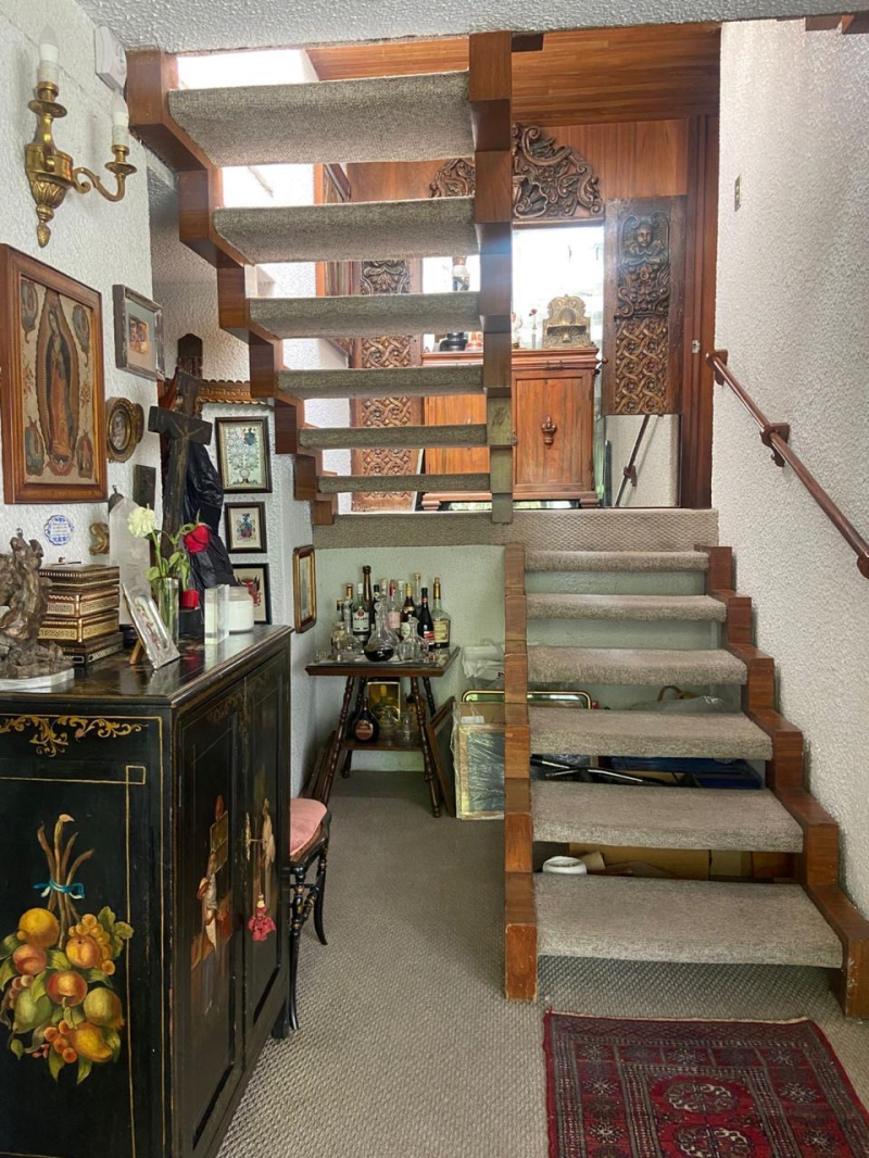 CASA EN PRIVADA EN VENTA - AGUA CALIENTE- LOMAS HIP�?DROMO