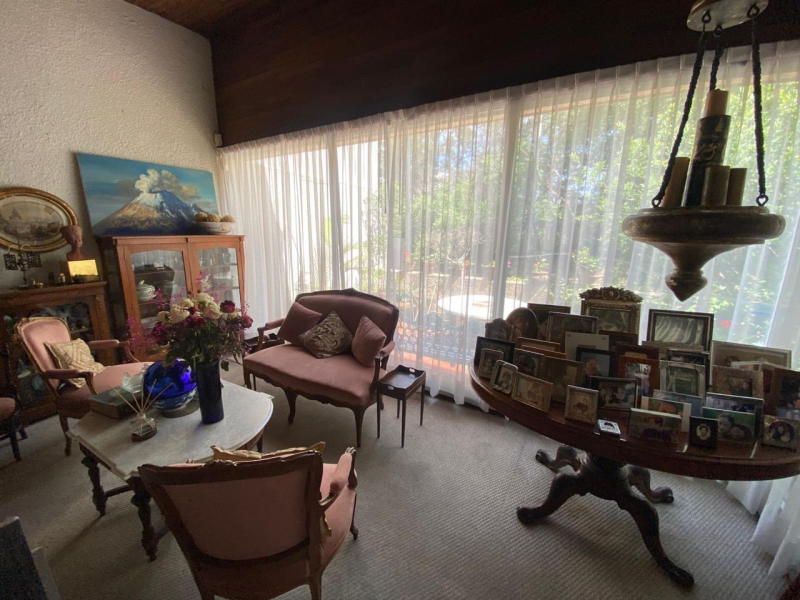 CASA EN PRIVADA EN VENTA - AGUA CALIENTE- LOMAS HIP�?DROMO