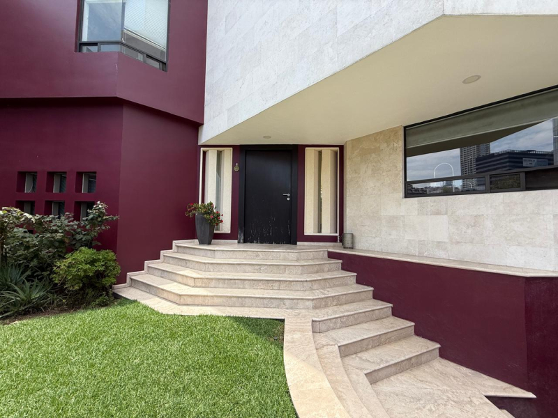 casa en venta en hacienda de las palmas-interlomas