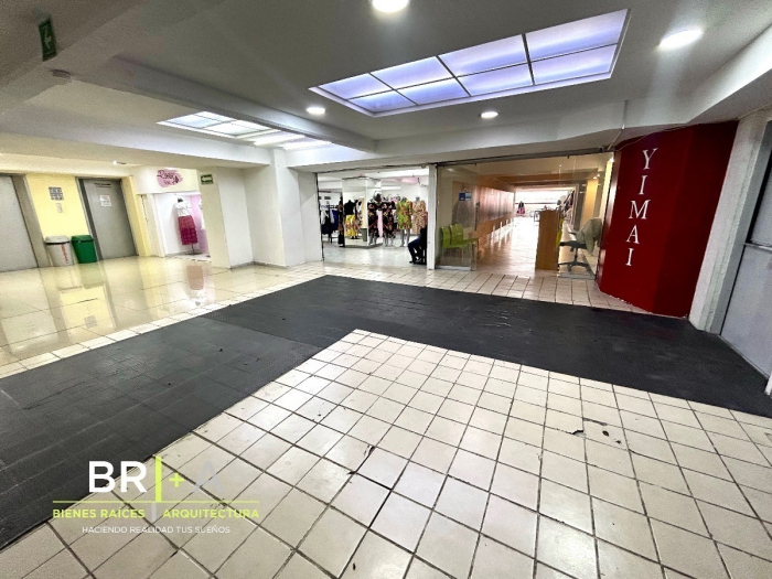 Edificio Comercial Con Locales Y Oficinas En Venta En Col. Centro